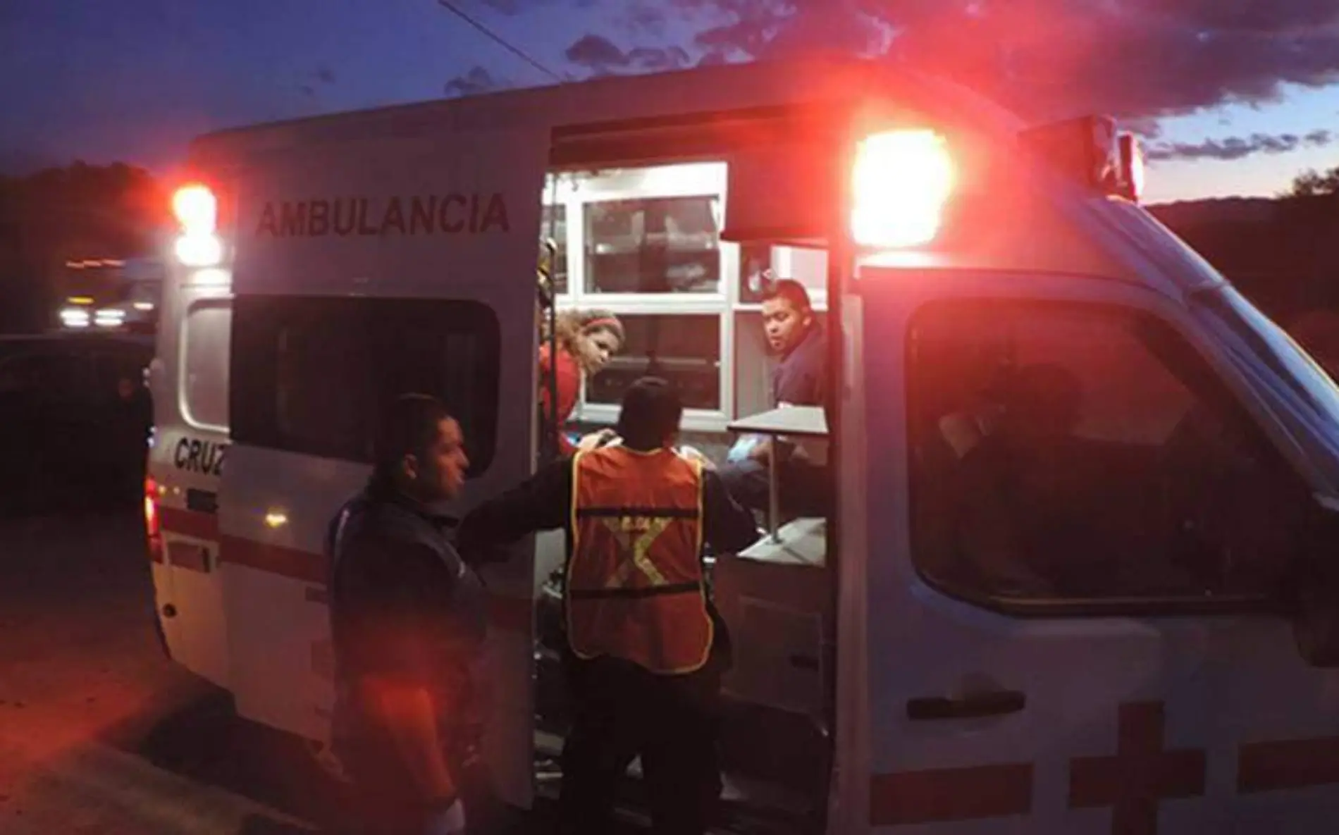 Cruz roja ambulancia